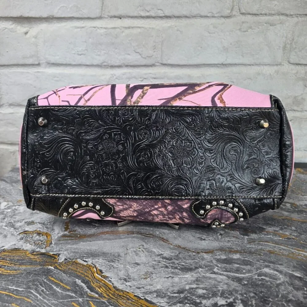 Mossy Oak Pink Camo Rhinestone Horseshoe Crossed Pistols
